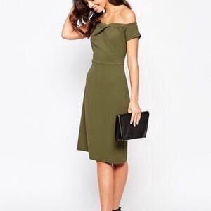 New LOVE Off Shoulder Midi Stretch Dress | S